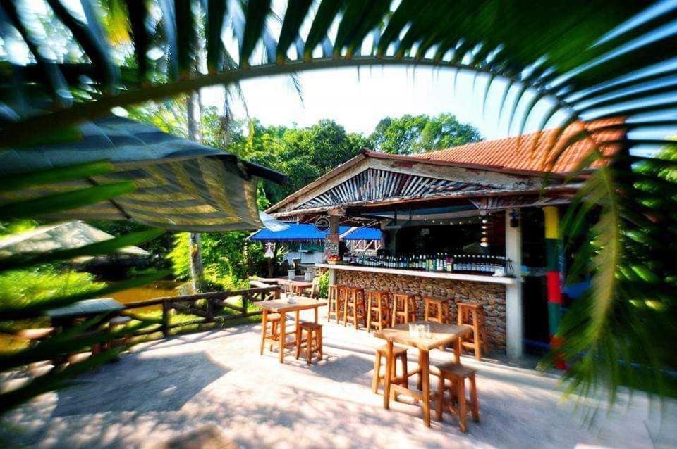 Bar Horizon Hostel