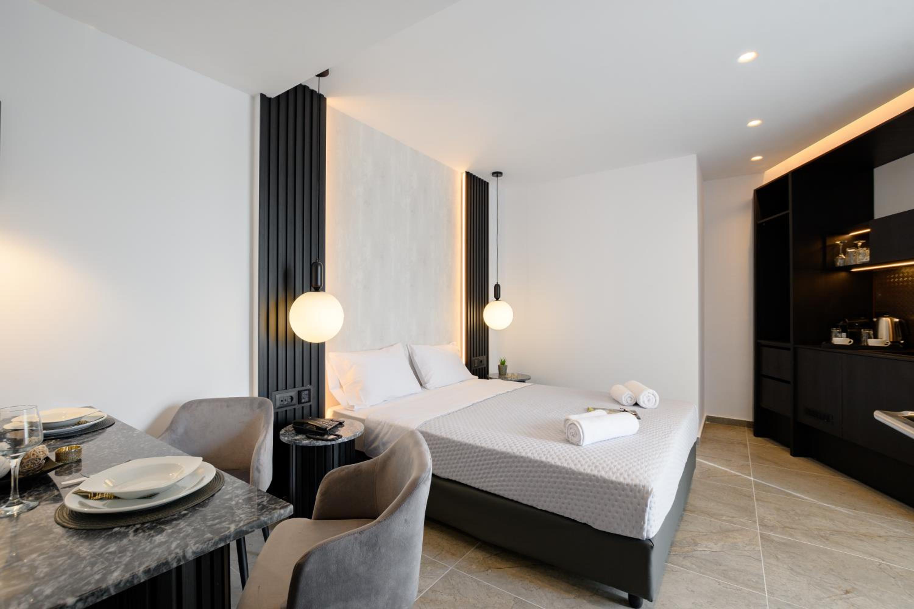 EcoHeaven Suites