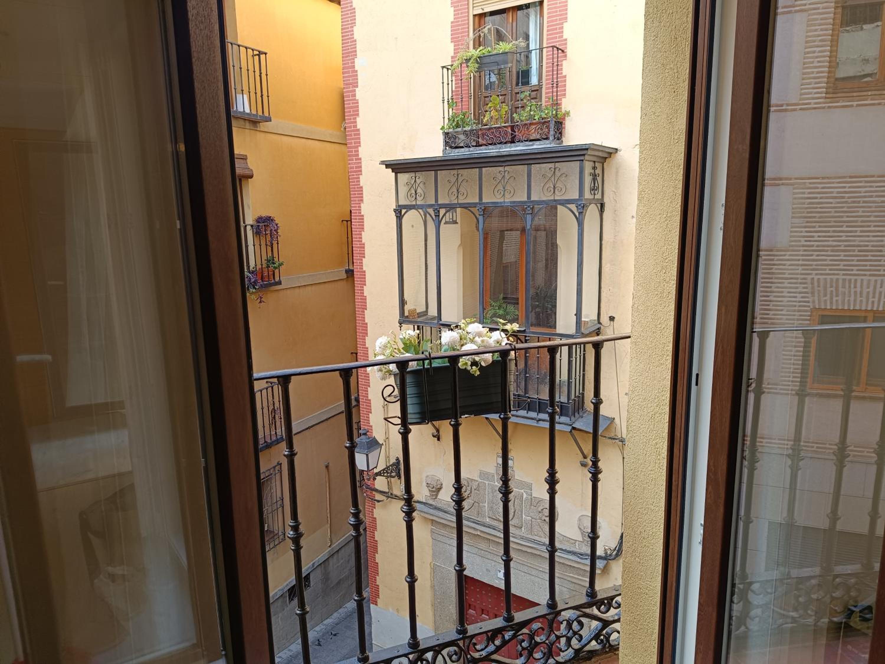 Cristo del Rocio - PARKING GRATIS