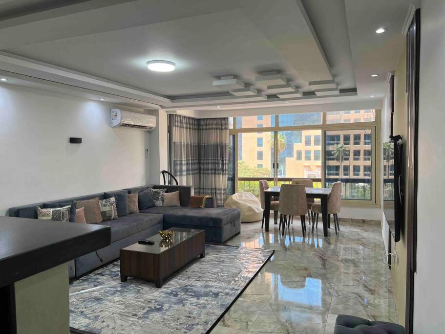 Amazing Apartment Overlooking CityStars