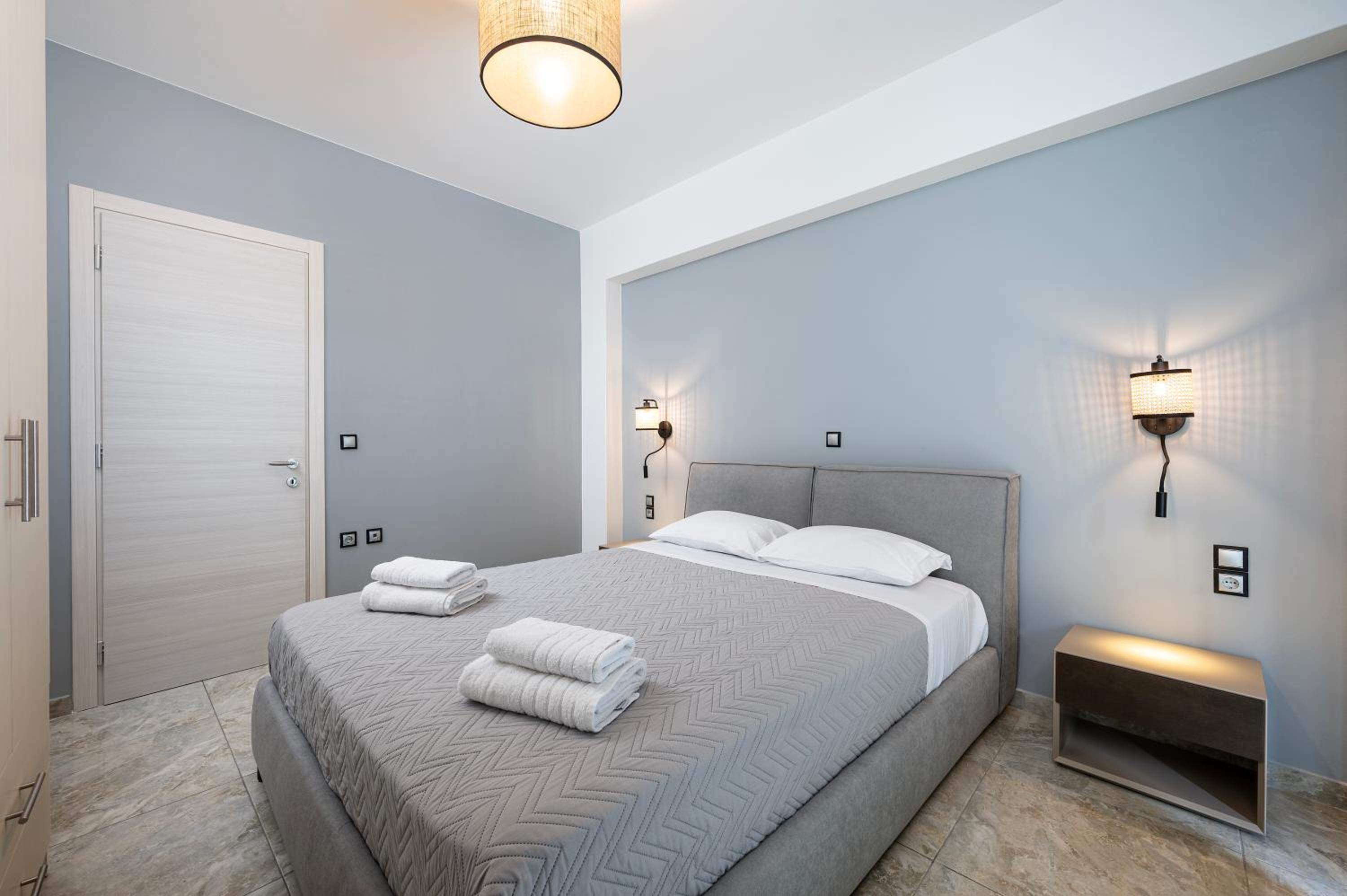 Eros Port & Beach Haven photo 4