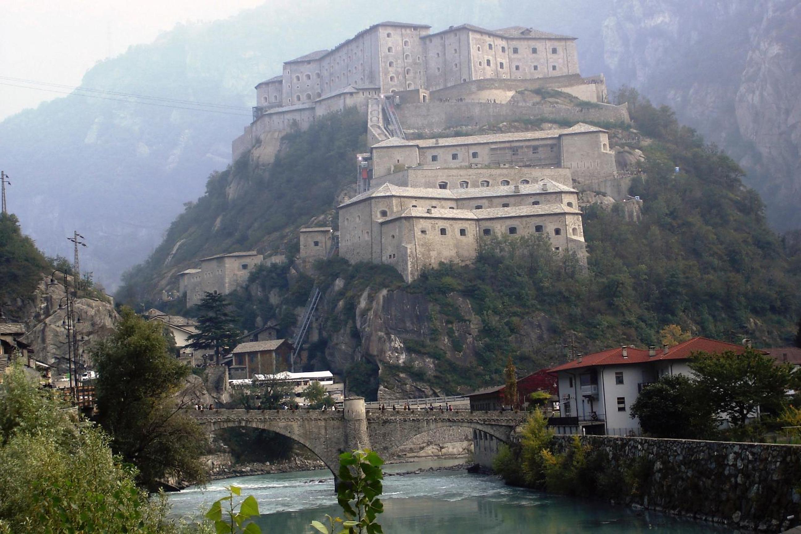 San Martin Holidays Home - Stay, Work & Fun