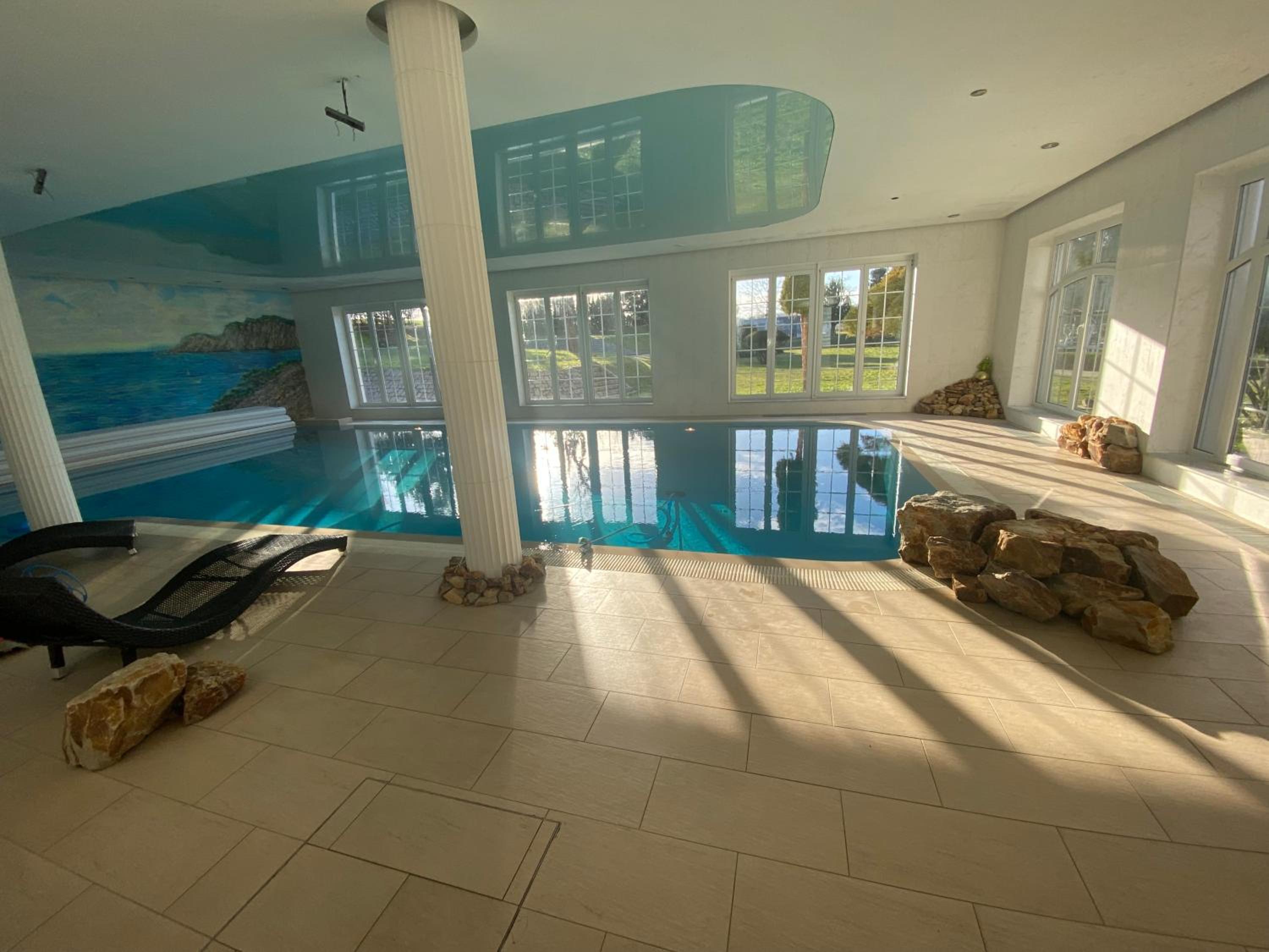 Diamond House