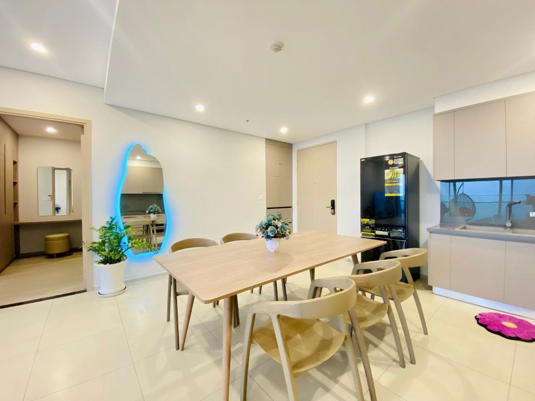 VIP THE SÓNG APARTMENT NEAR THE BEACH 5 STAR - FREE INFINITy view 5