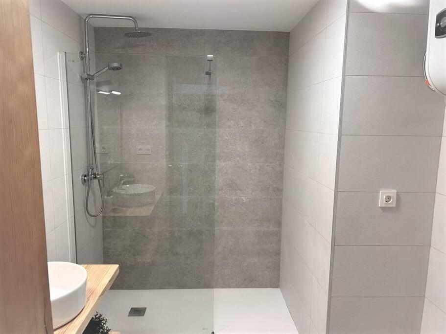 Little Rest Montblanc 6 pax personas wifi garaje Plaza Pradollano