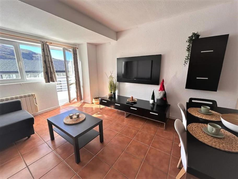 Little Rest Montblanc 6 pax personas wifi garaje Plaza Pradollano