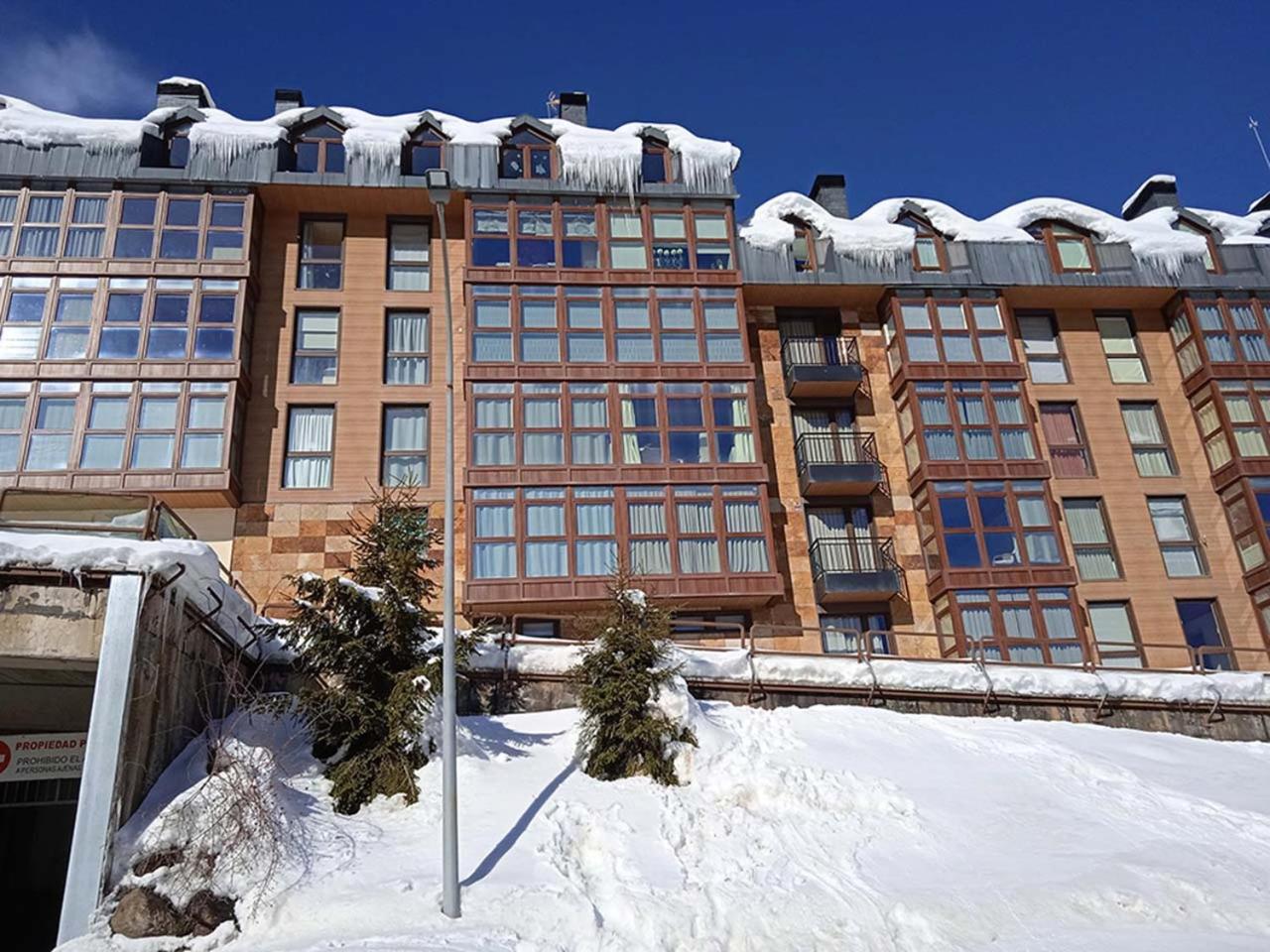 Apartamentos Candanchu 3000