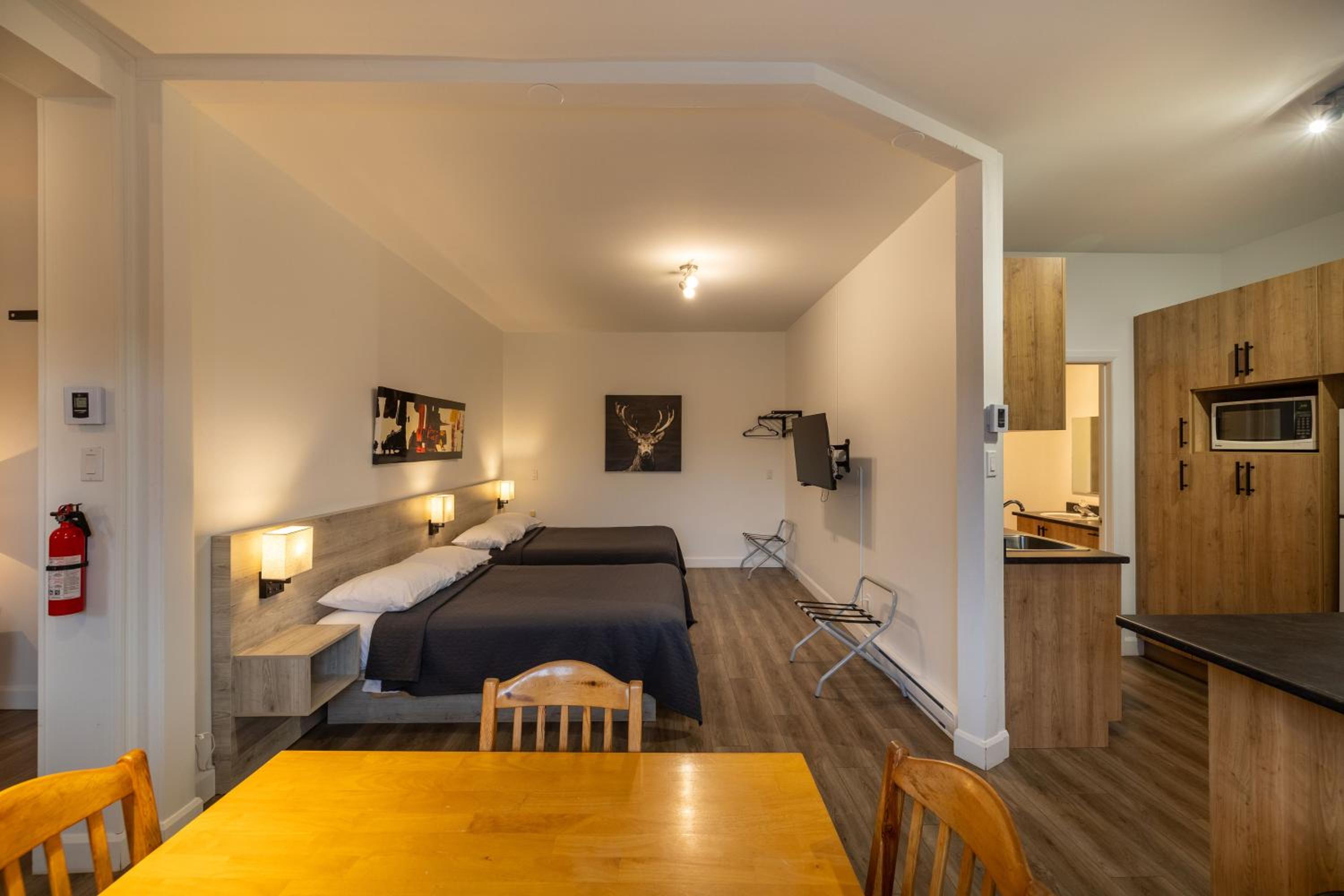 Motel Et Condo Chez Charley