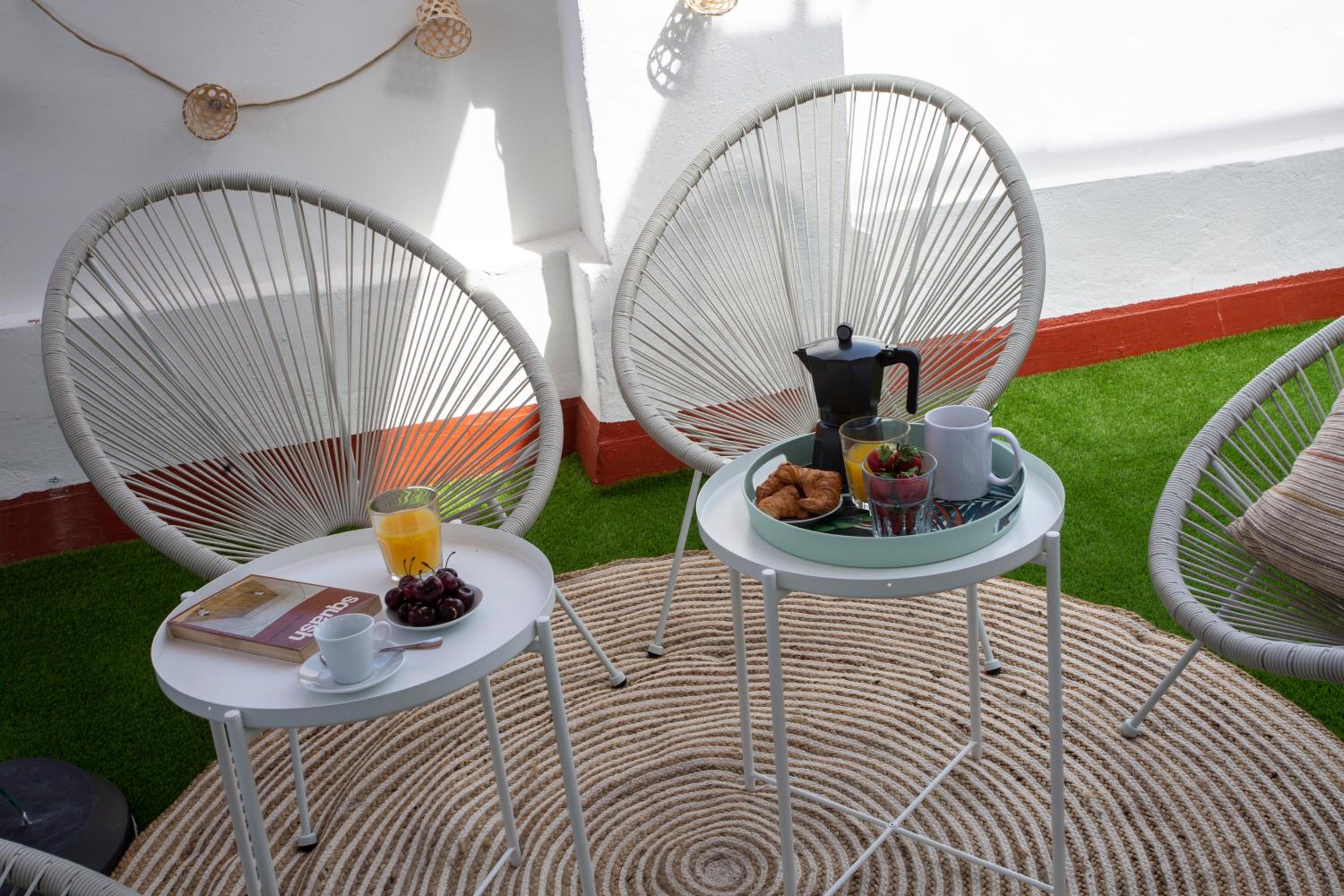 SingularStays Vivons