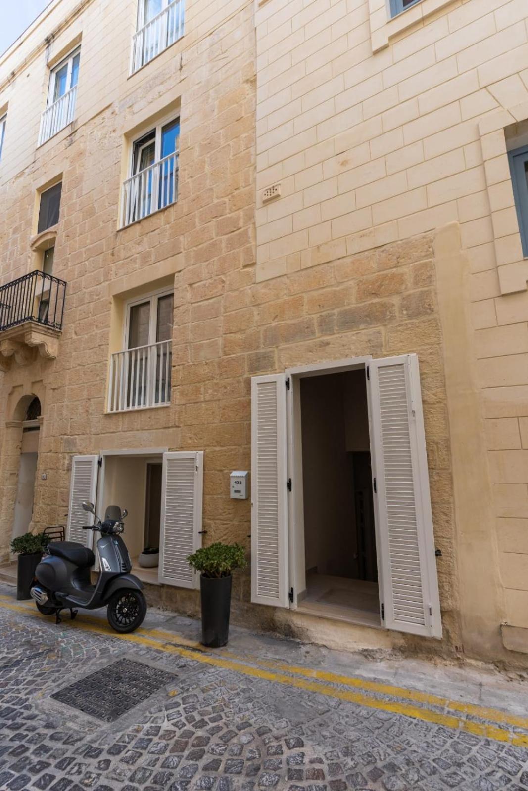 The Loft St Julians-Hosted by Sweetstay photo 3
