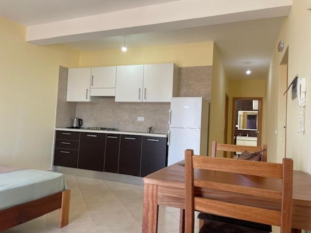 Beauty Plaza Suites