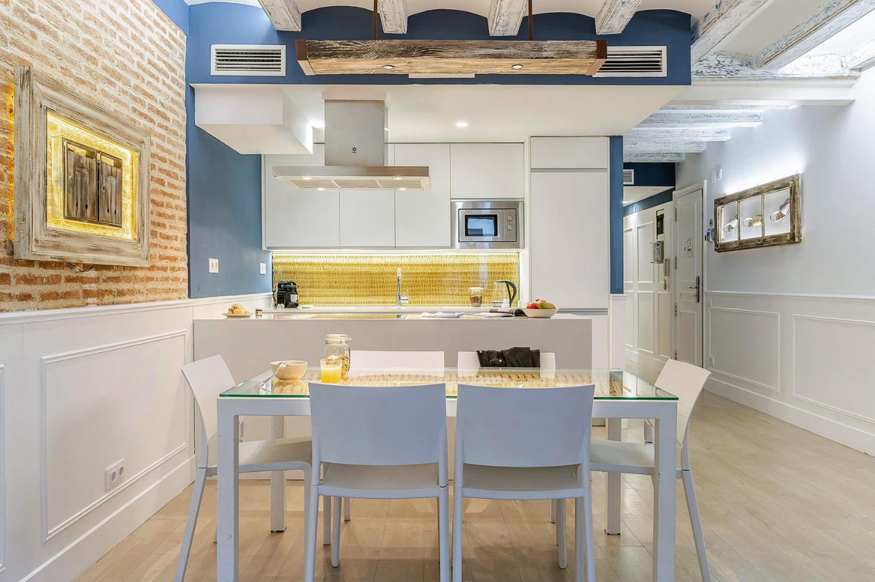 Enjoybcn Colon Apartments