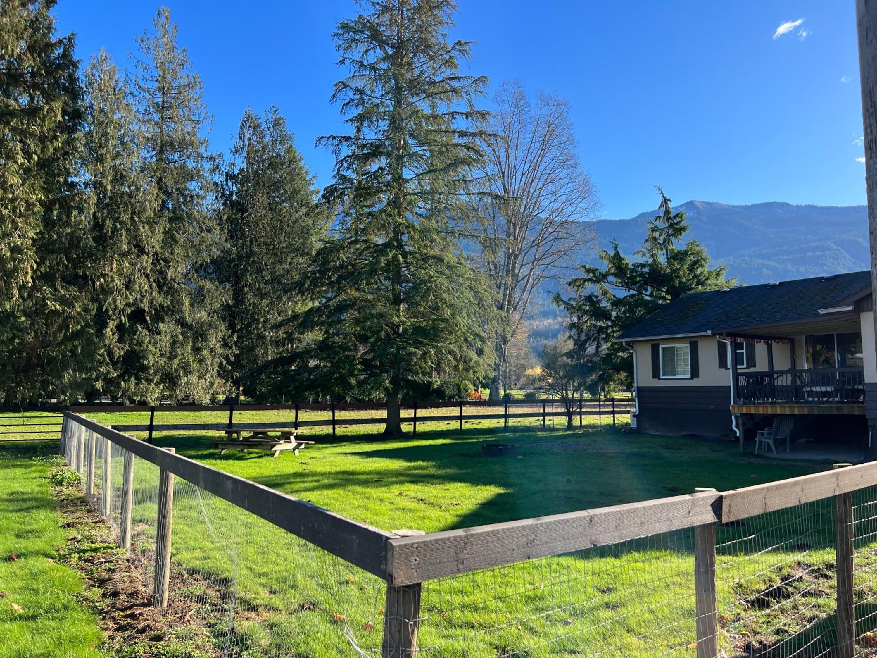 Farm House - L&S Farms