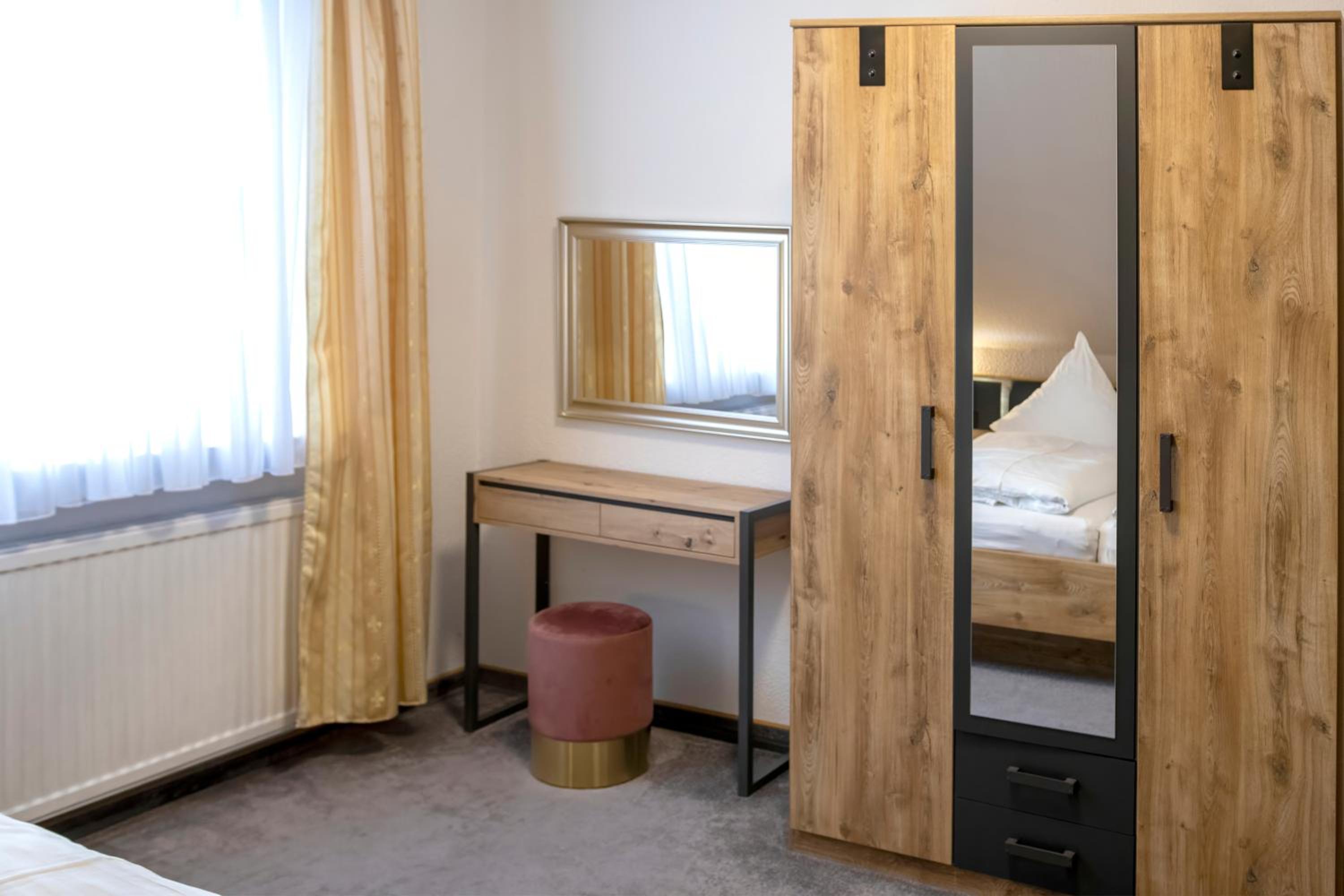 Photo 73