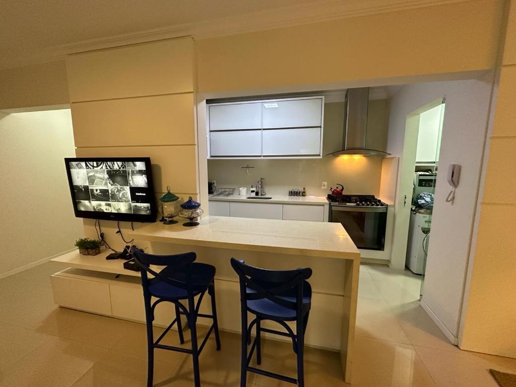 Excelente apartamento Balneário Camboriú