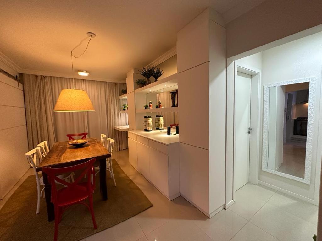 Excelente apartamento Balneário Camboriú