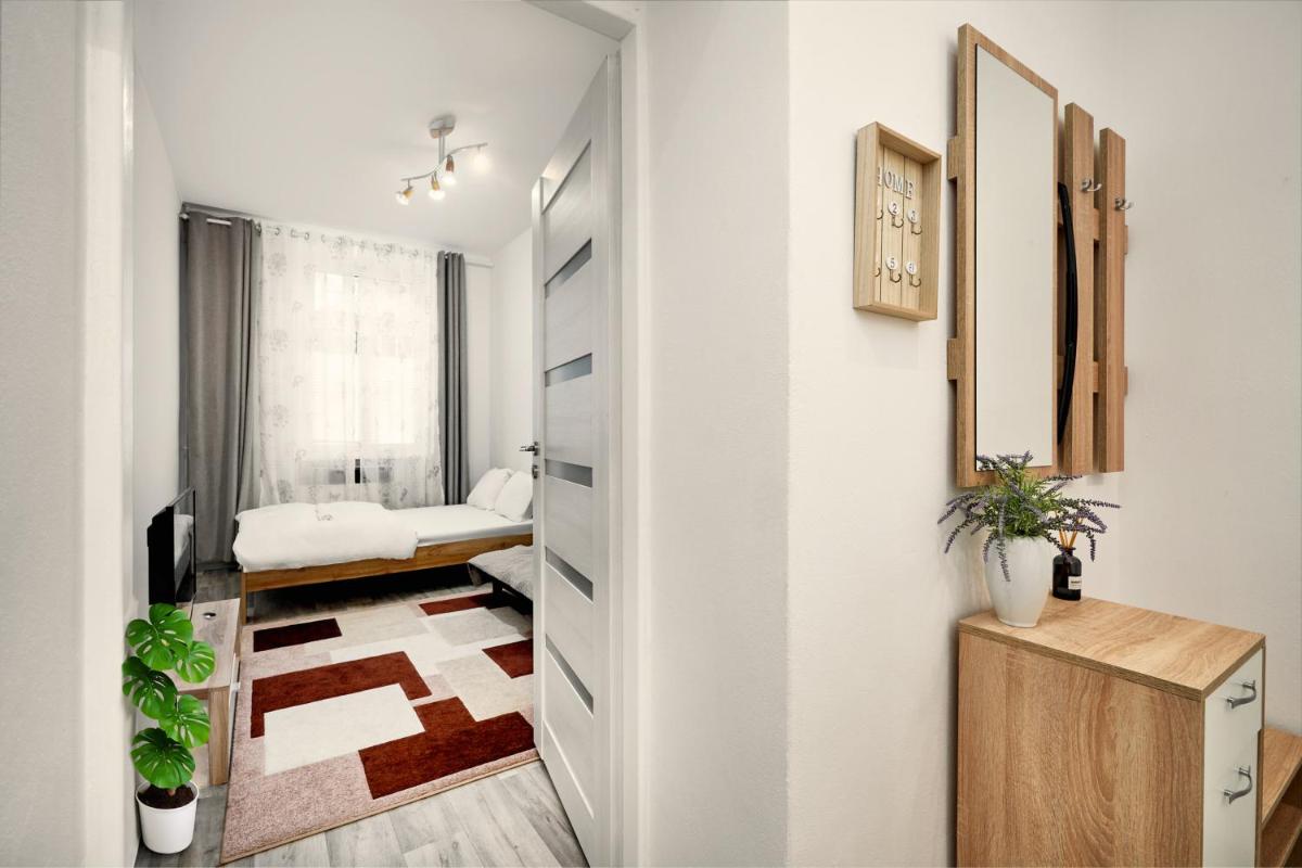 Cozy Charles Apartment