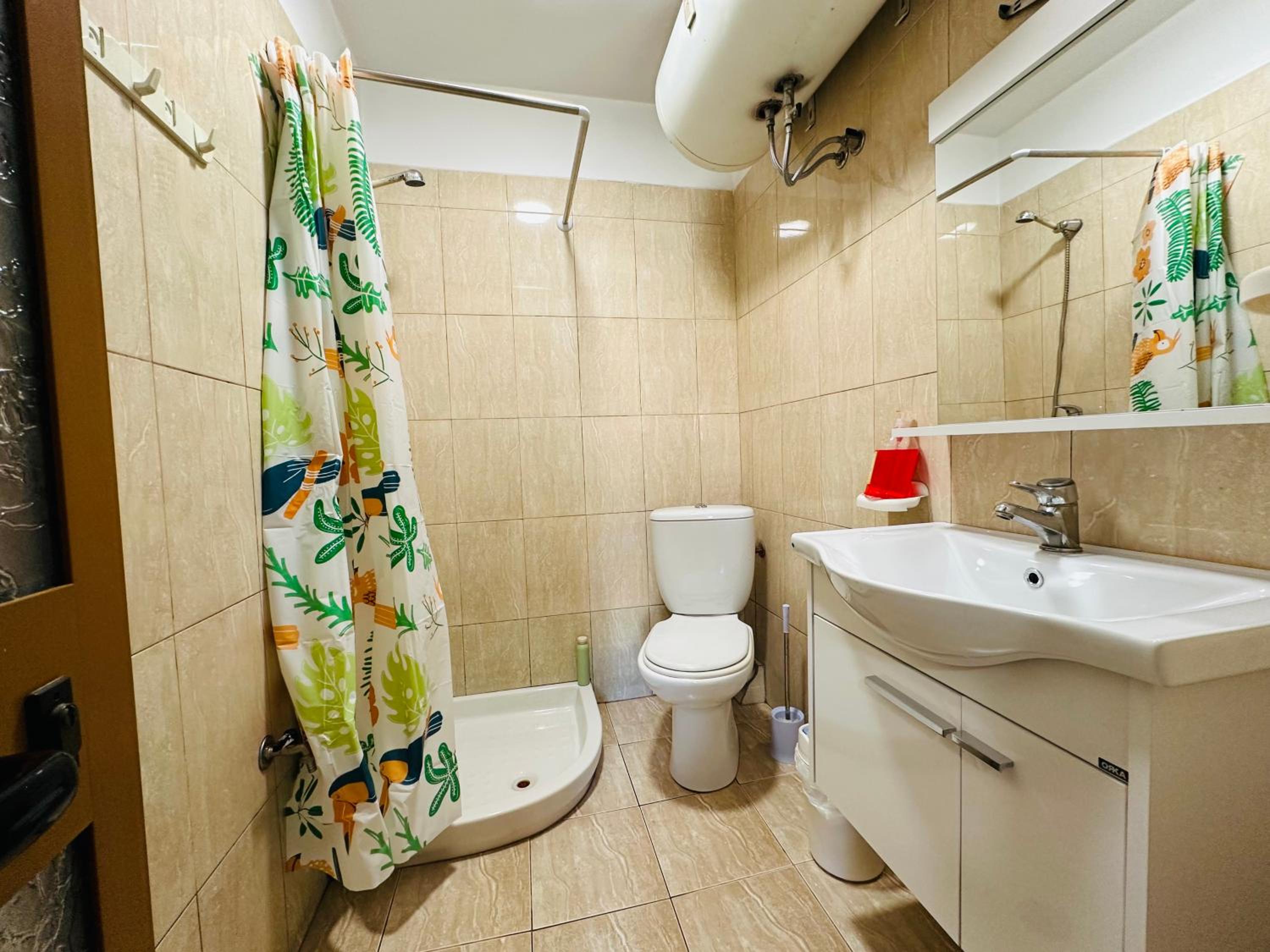 Urban Life Tirana- Economy Rooms