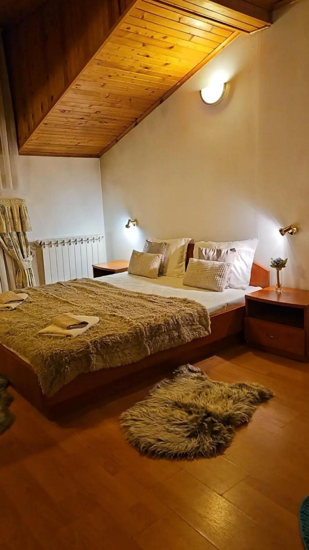 Guest House Karov - 2 Stars