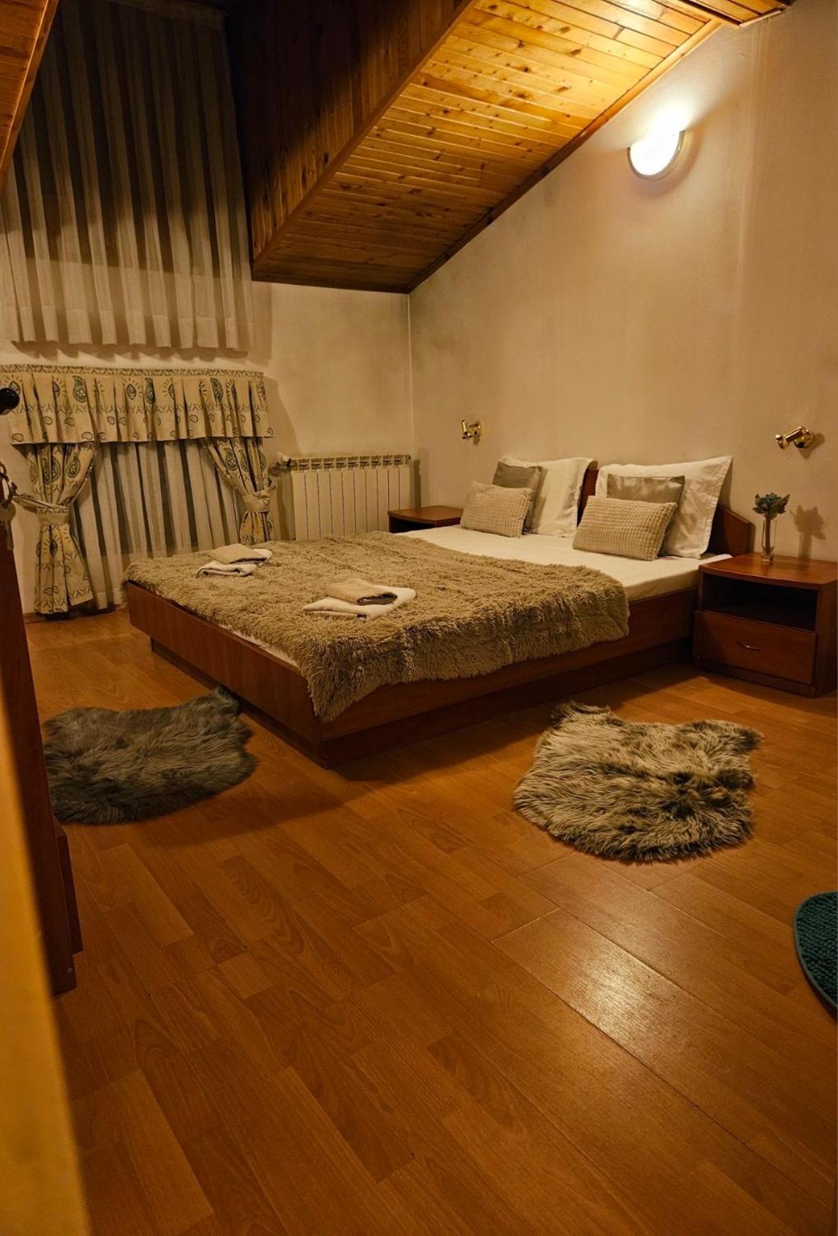 Guest House Karov - 2 Stars