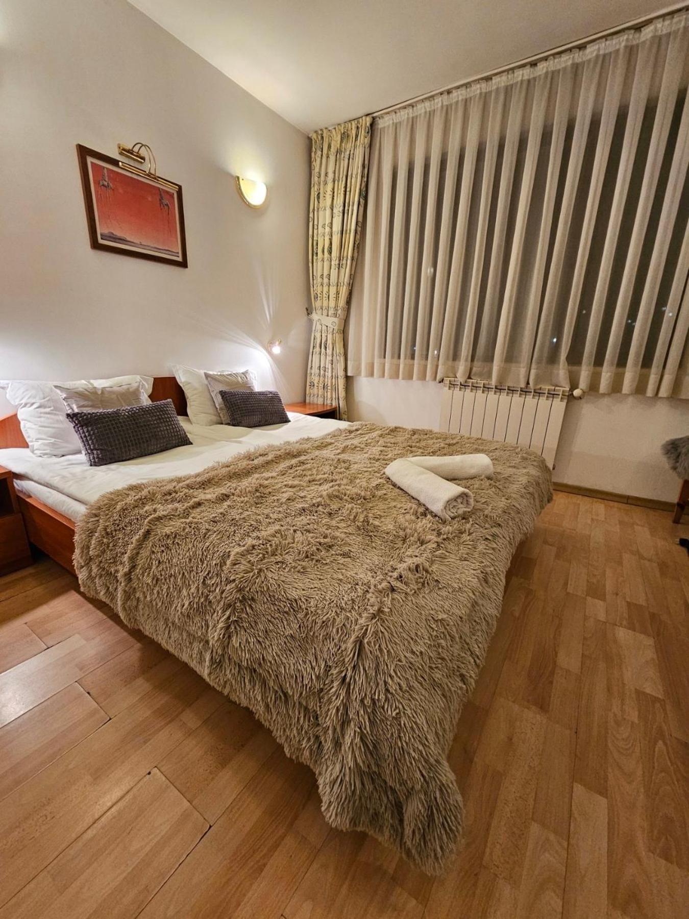 Guest House Karov - 2 Stars