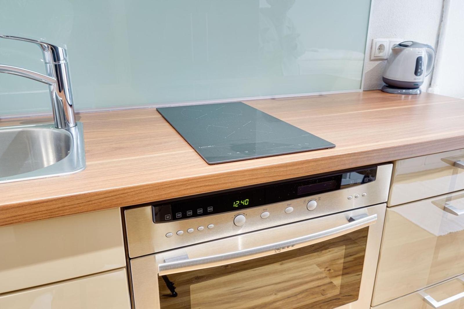 Micro Studio Apartment MINIMUM STAY 30 DAYS
