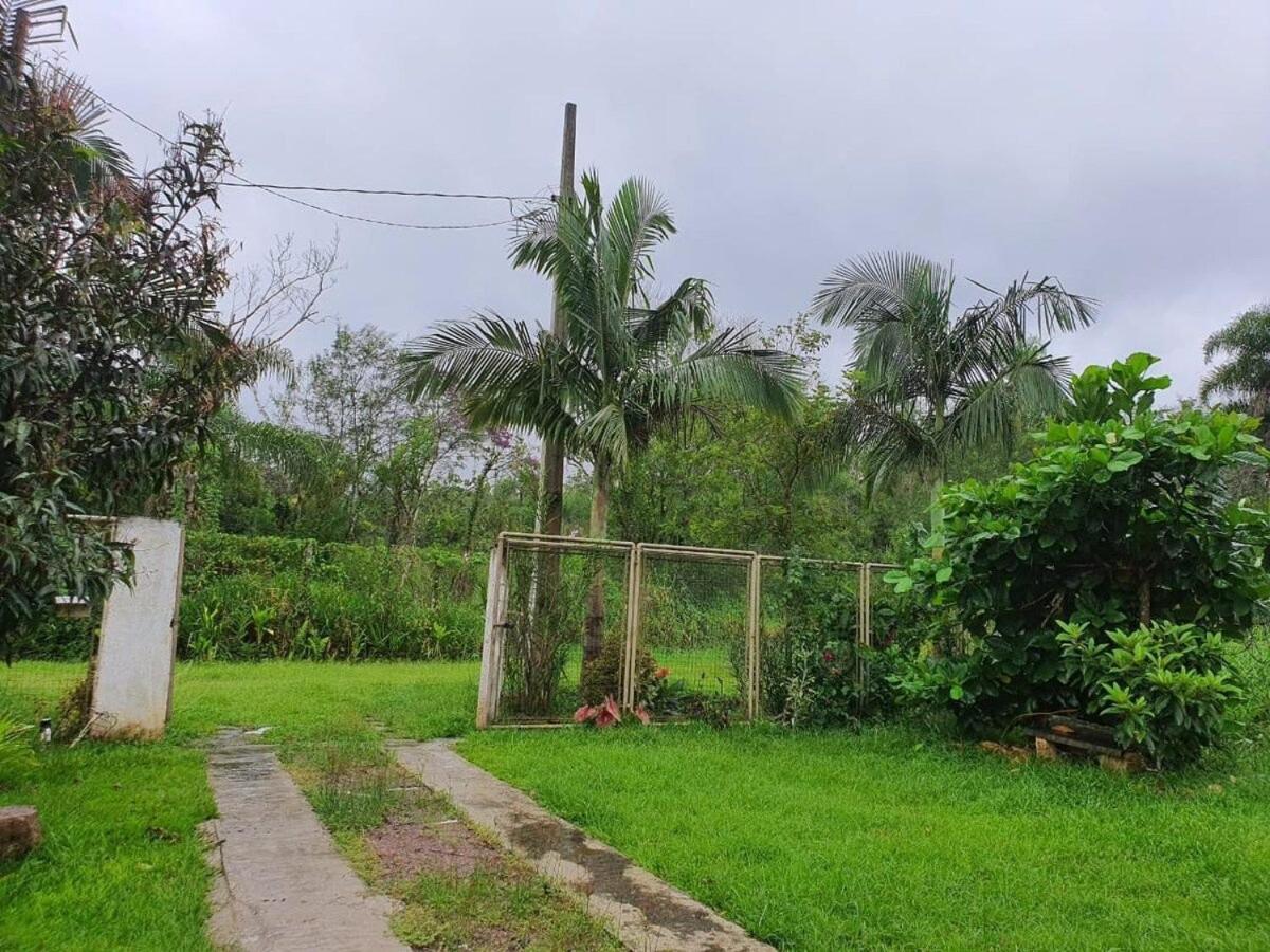 Casas agradáveis, sossego e muita natureza.