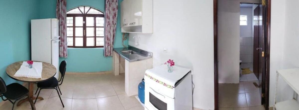 Casas agradáveis, sossego e muita natureza.