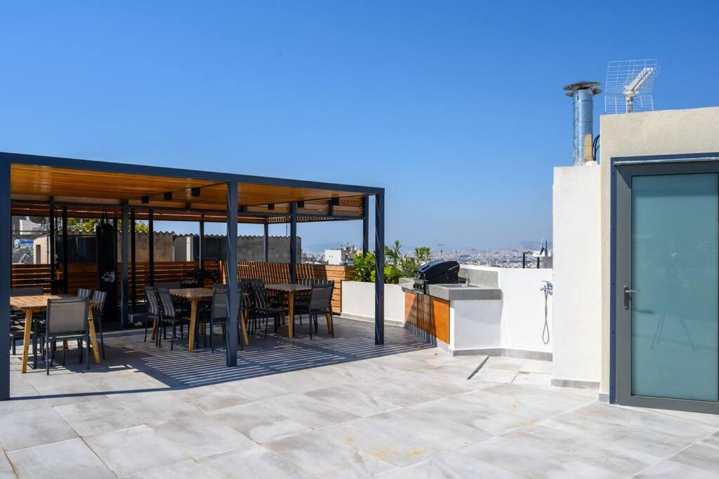 Luxury Loft Apartment &Rooftop with Acropolis View