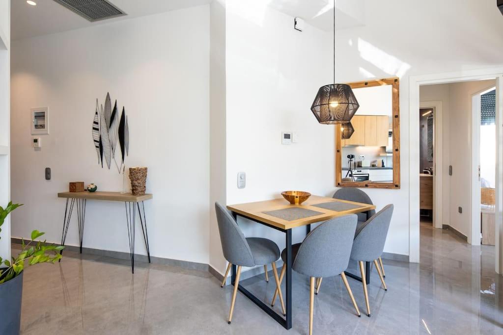 Luxury Loft Apartment &Rooftop with Acropolis View
