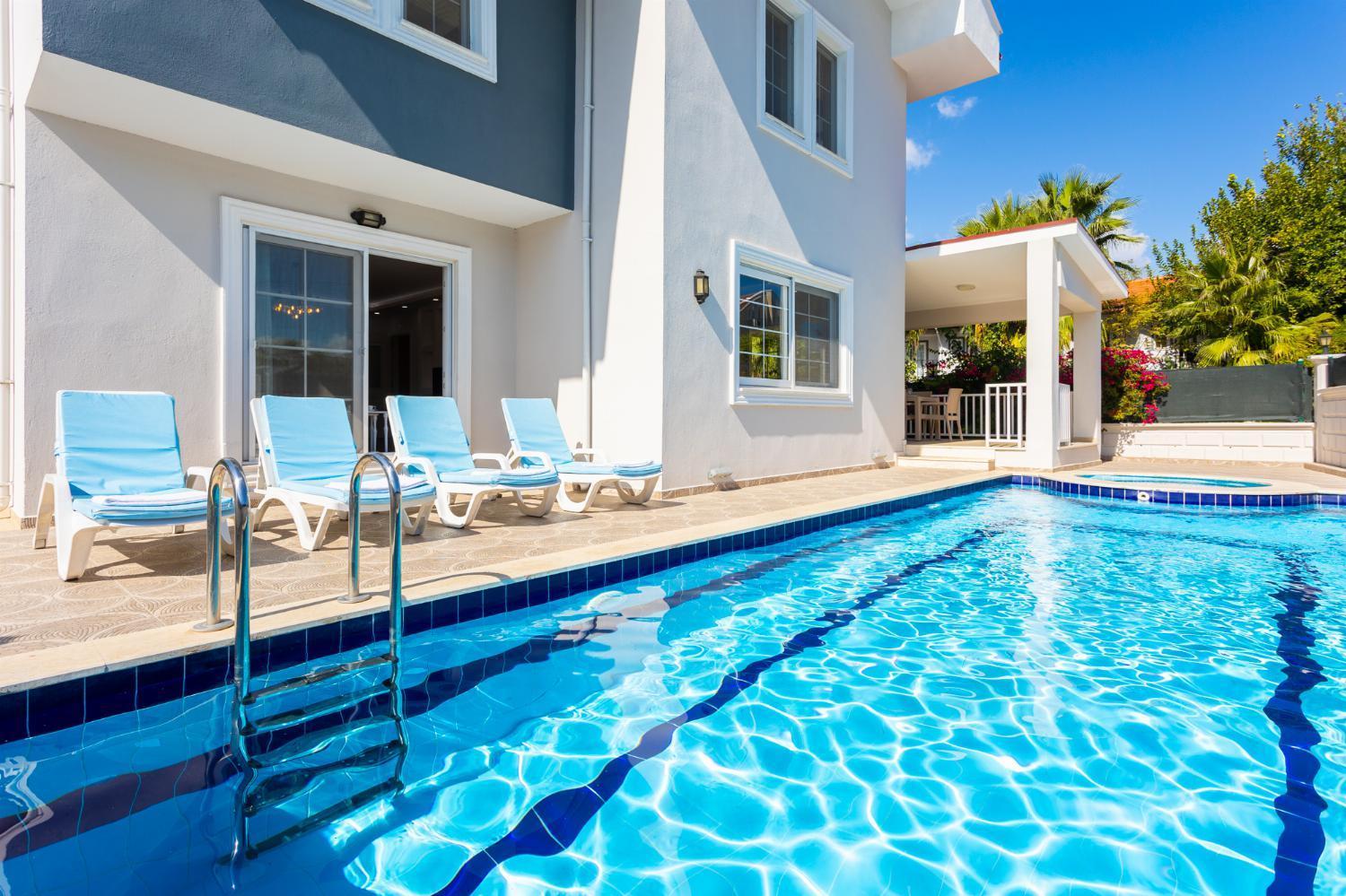 Villa Capital view 2