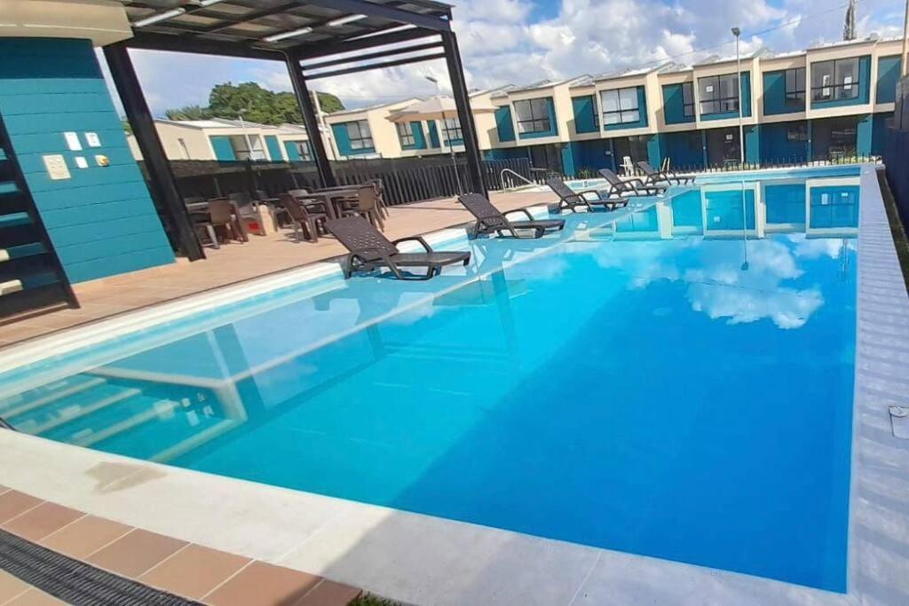 Conjunto Amuray -Cómoda casa cerca al aeropuerto