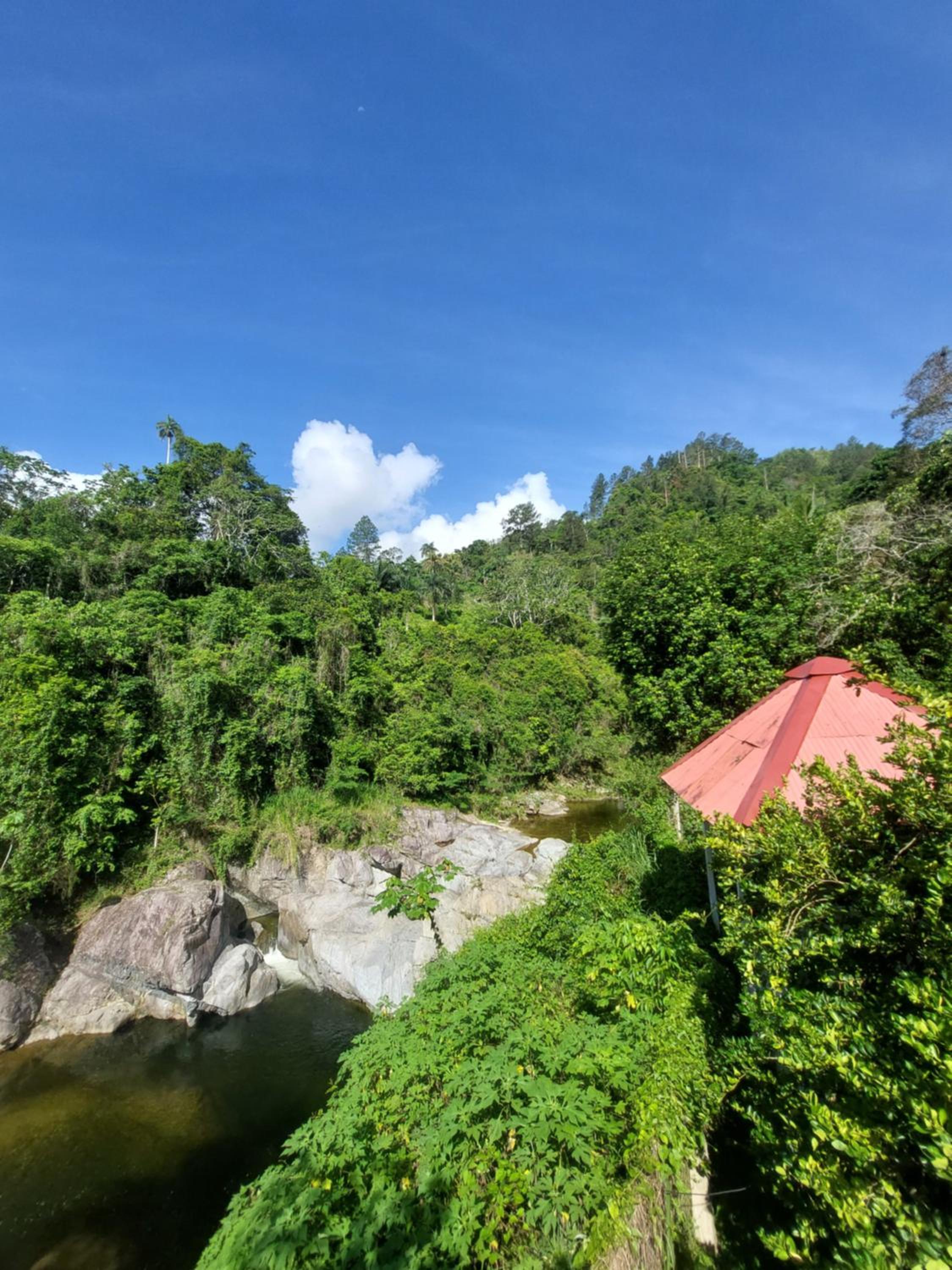 Complejo Villa Clara Junto al Río y Montañas by drvacationsrental
