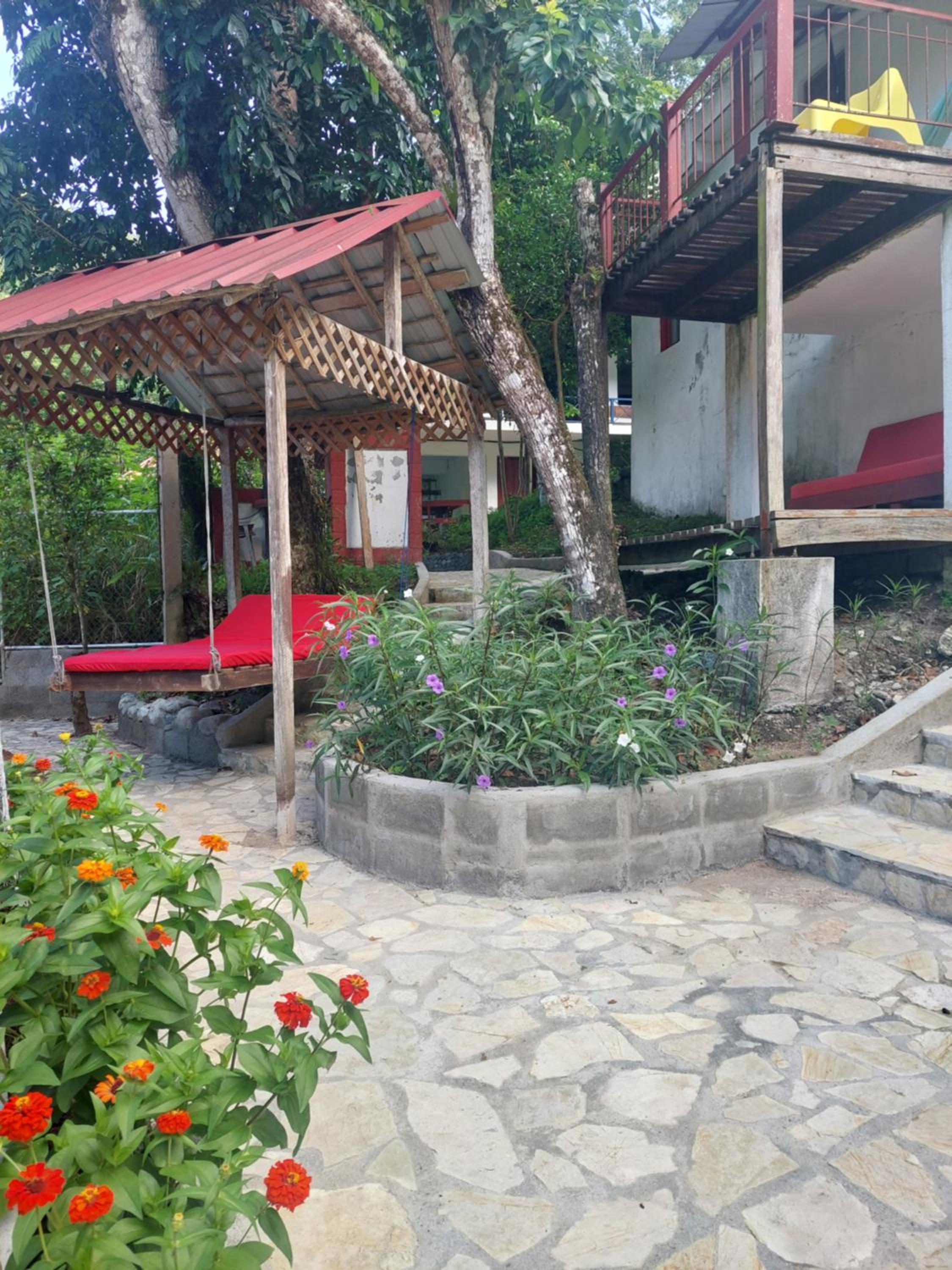 Complejo Villa Clara Junto al Río y Montañas by drvacationsrental