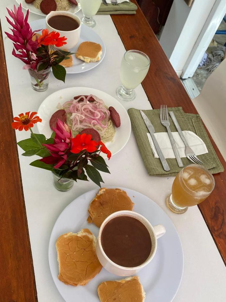Complejo Villa Clara Junto al Río y Montañas by drvacationsrental