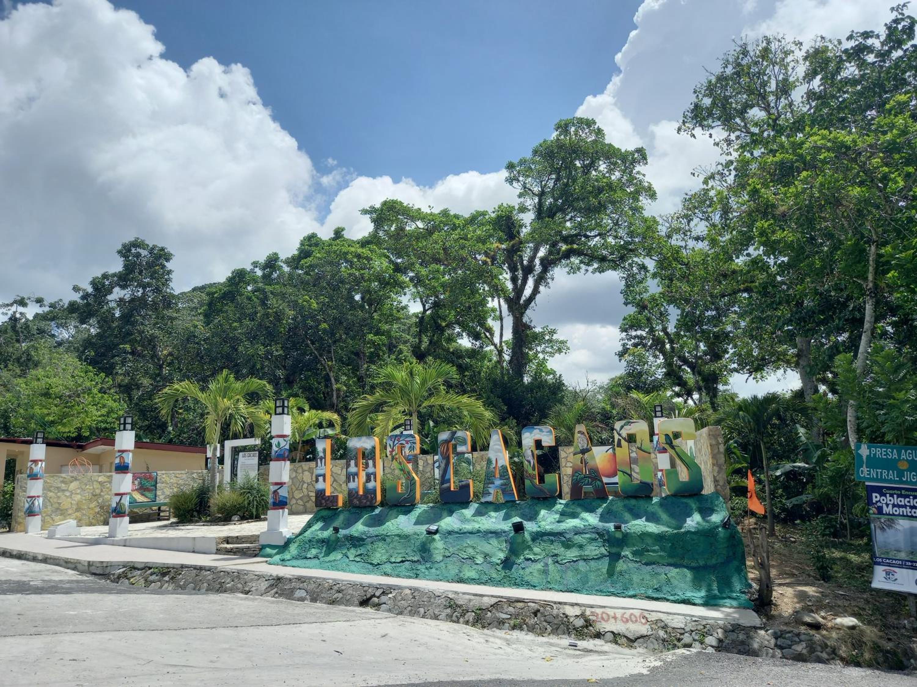 Complejo Villa Clara Junto al Río y Montañas by drvacationsrental