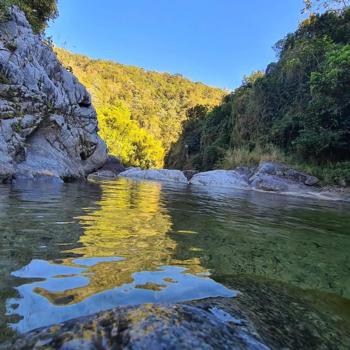 Complejo Villa Clara Junto al Río y Montañas by drvacationsrental