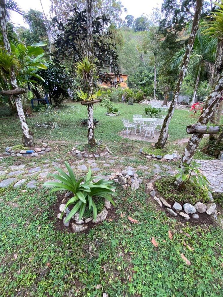 Complejo Villa Clara Junto al Río y Montañas by drvacationsrental