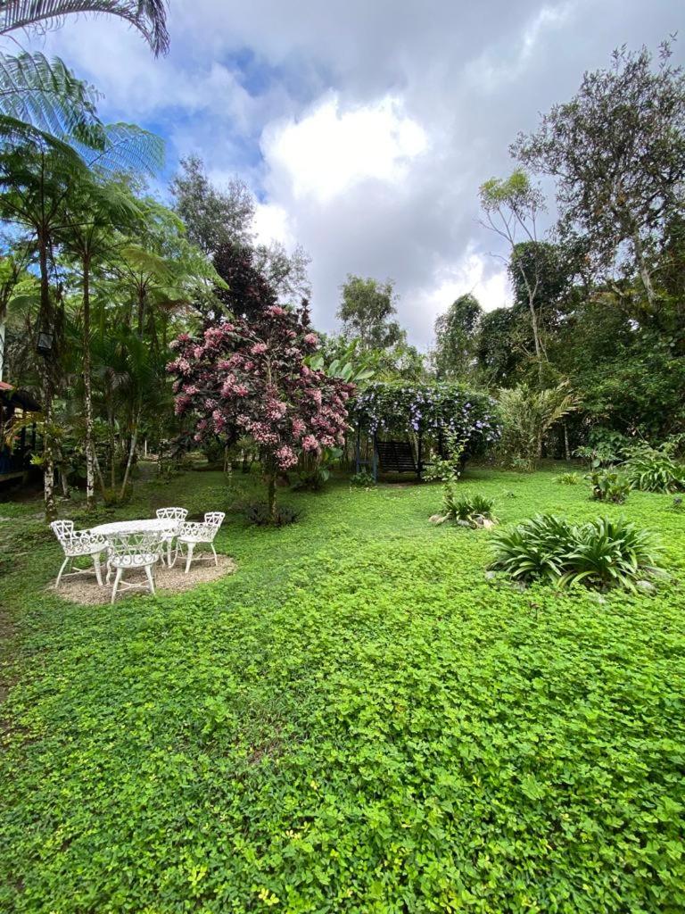Complejo Villa Clara Junto al Río y Montañas by drvacationsrental
