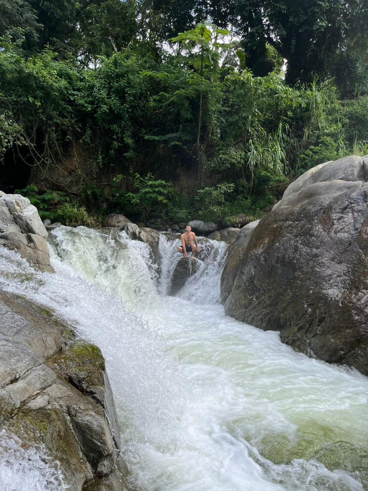 Complejo Villa Clara Junto al Río y Montañas by drvacationsrental