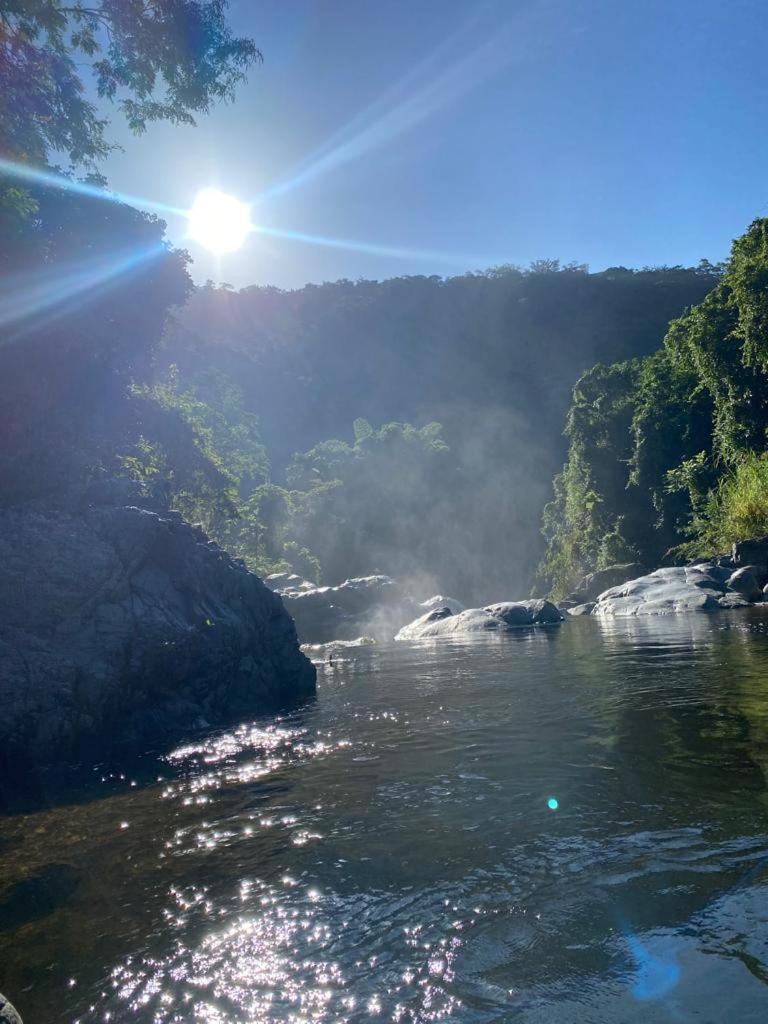 Complejo Villa Clara Junto al Río y Montañas by drvacationsrental