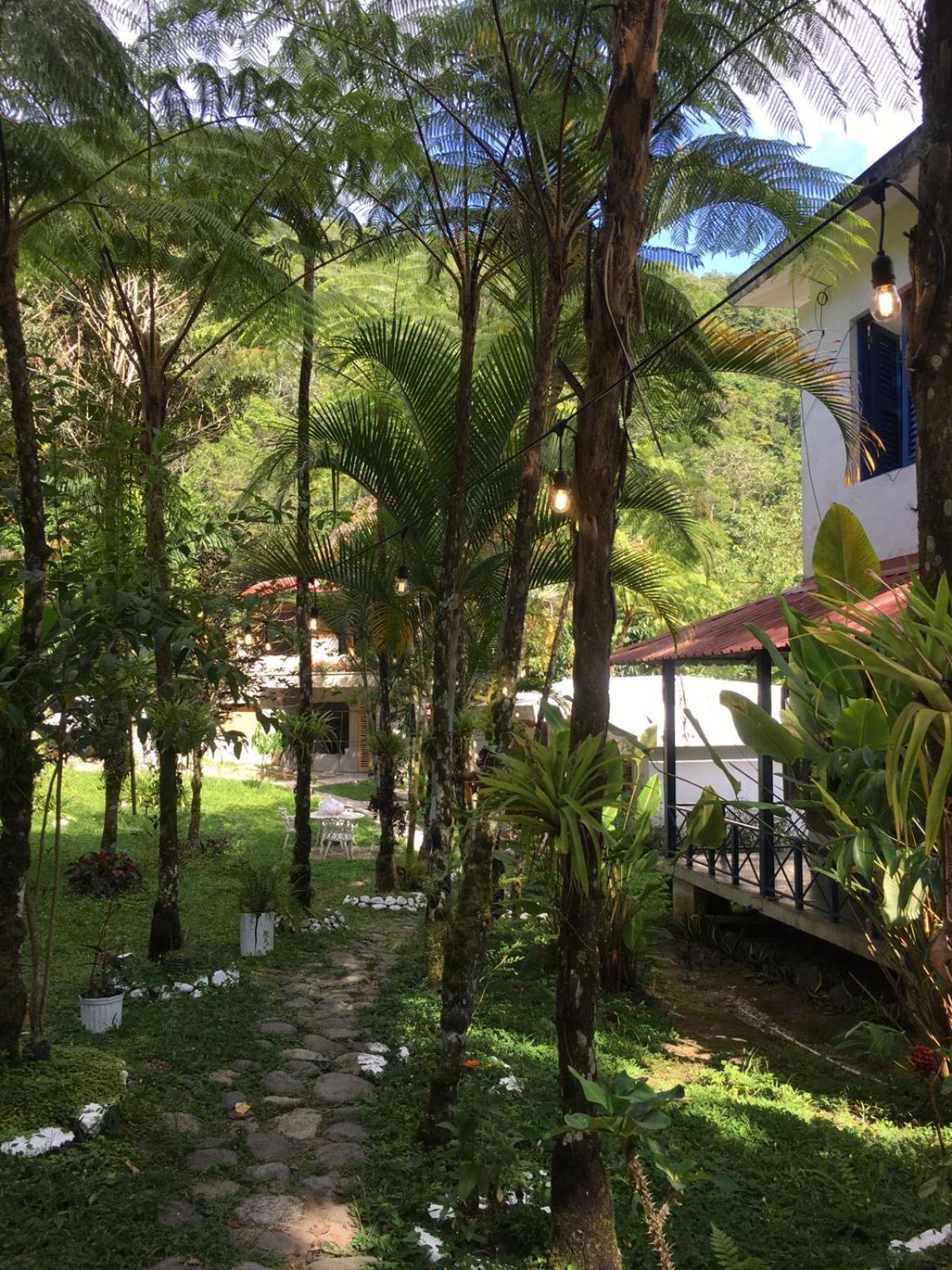 Complejo Villa Clara Junto al Río y Montañas by drvacationsrental