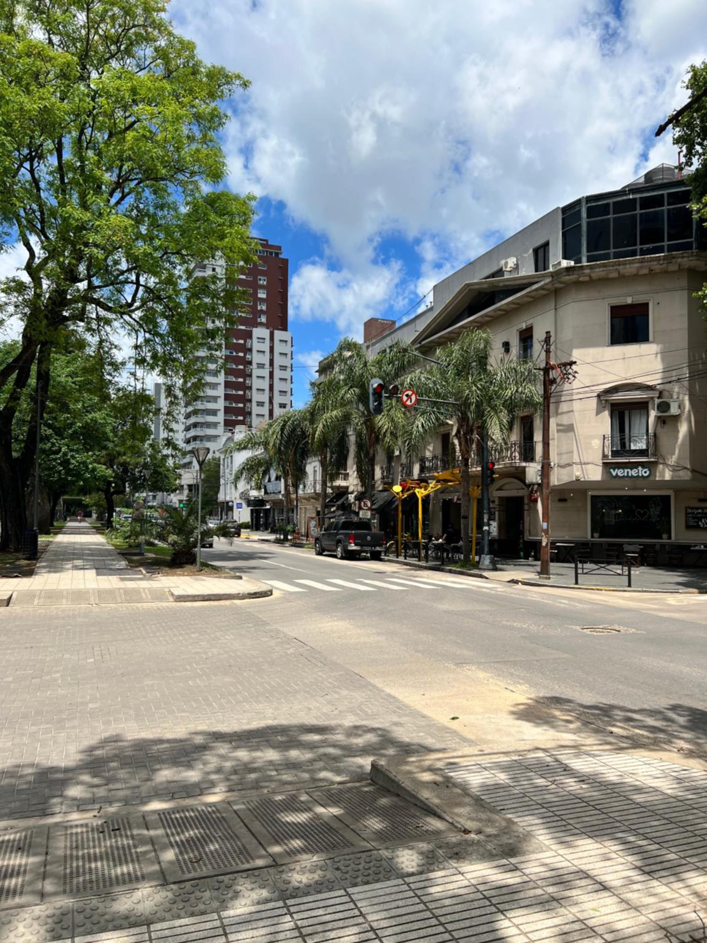 Hermoso Dpto sobre BV. Gálvez