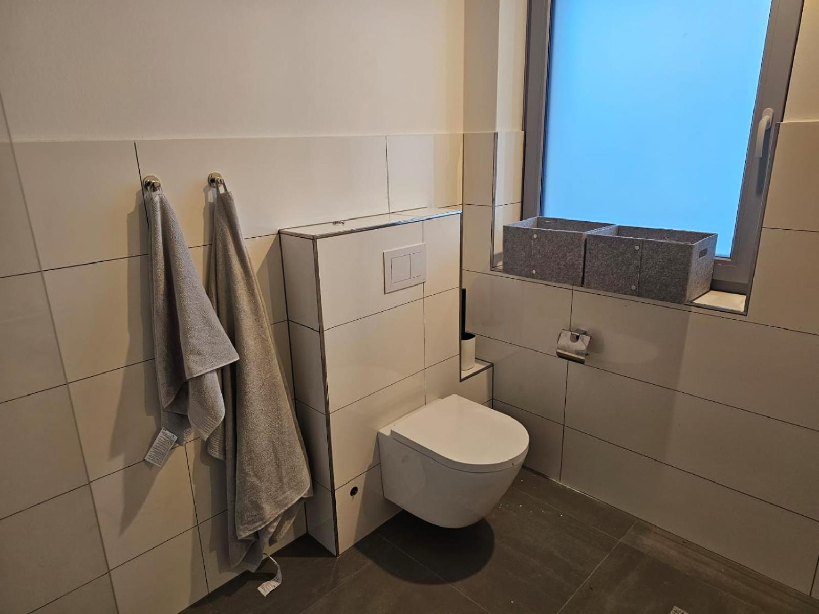 Hoch2 Apartment - Modern, komfortabel & 24h Self-Check-in mit Parkplatz