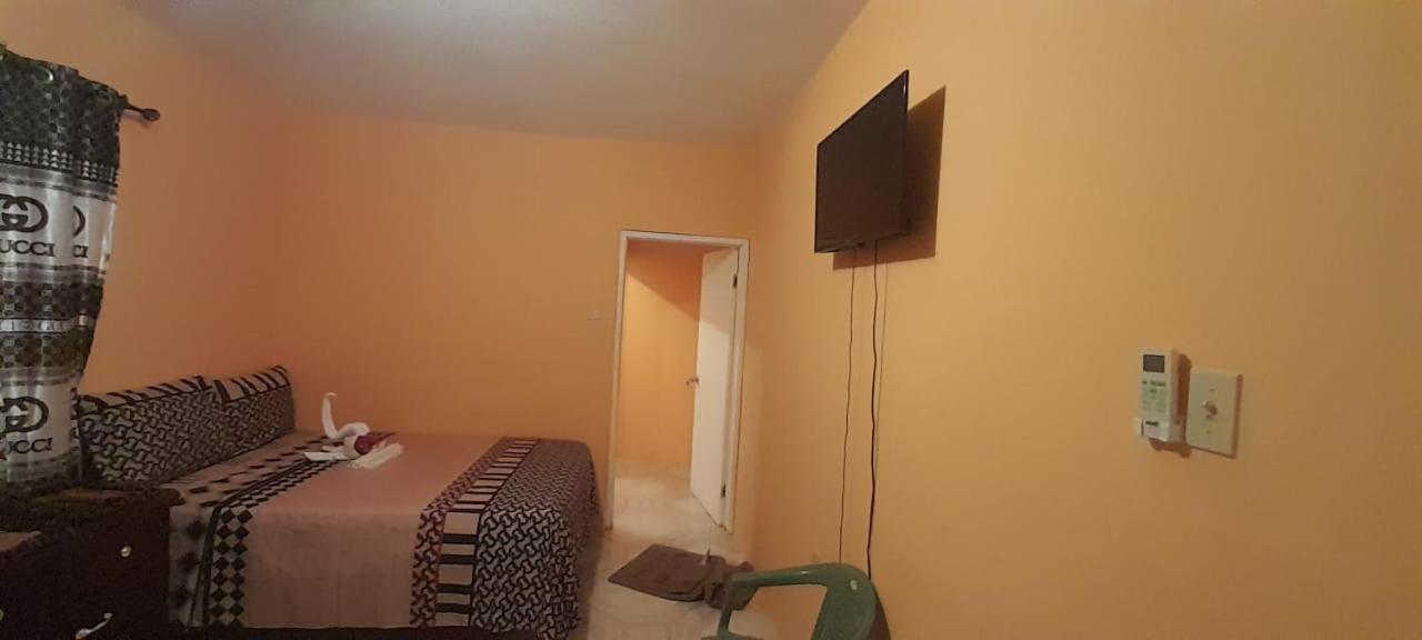 Guest Suite in Old Harbour