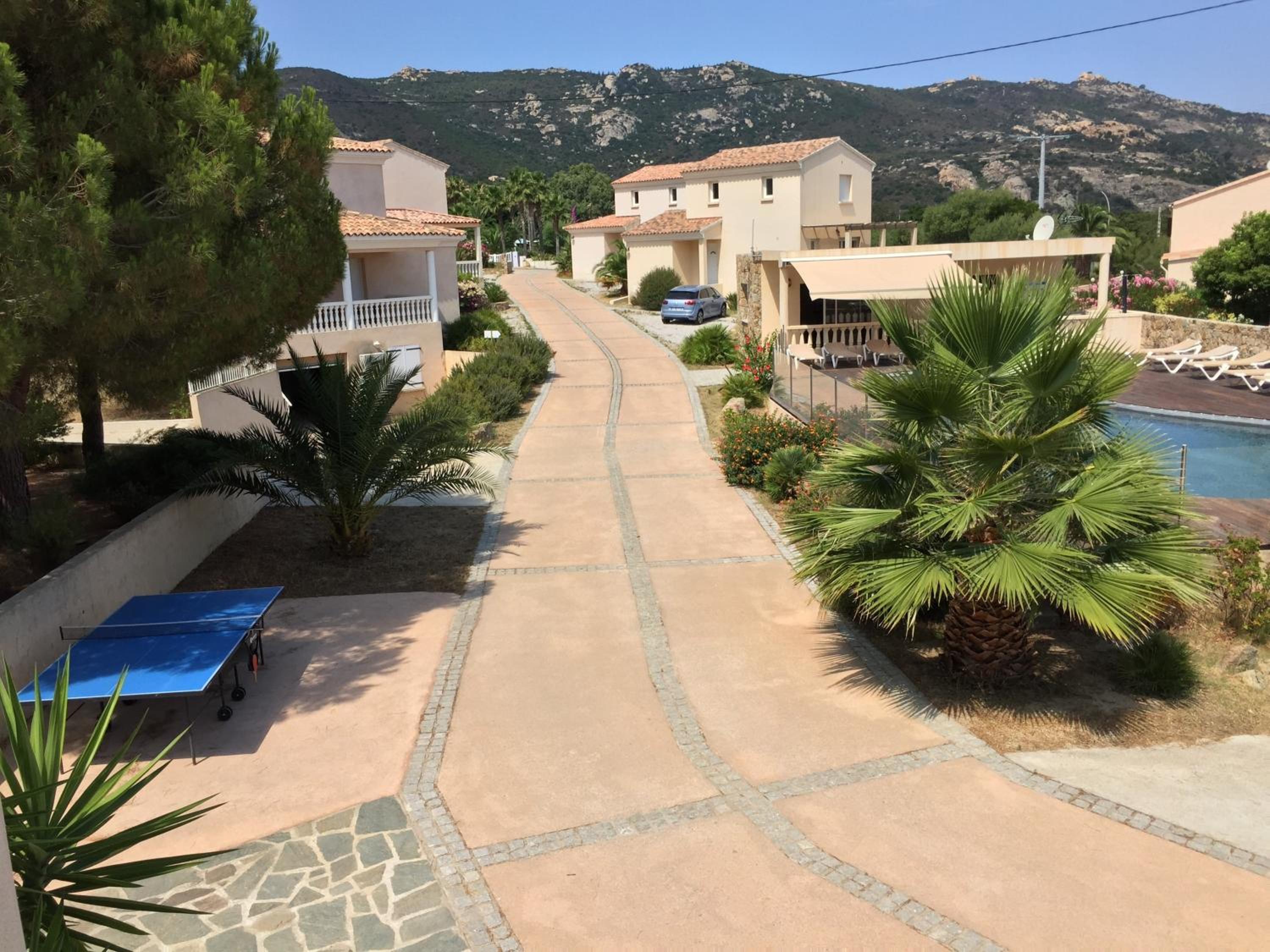 Manureva Calvi photo 3