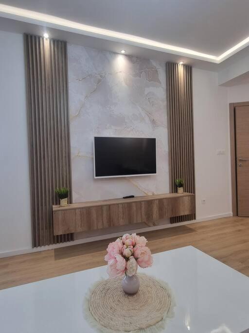 LA&RA lux apartment
