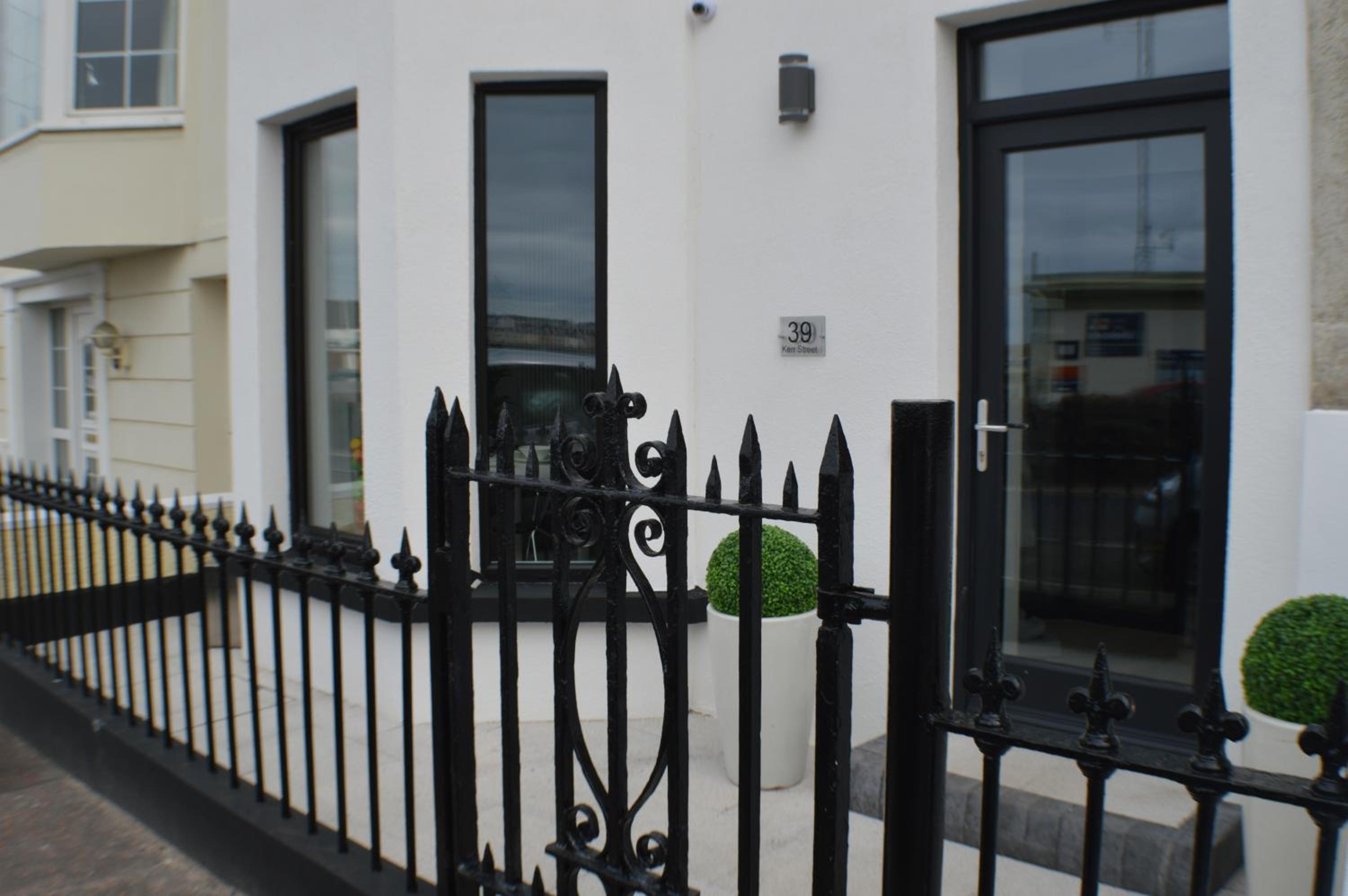Photo 9