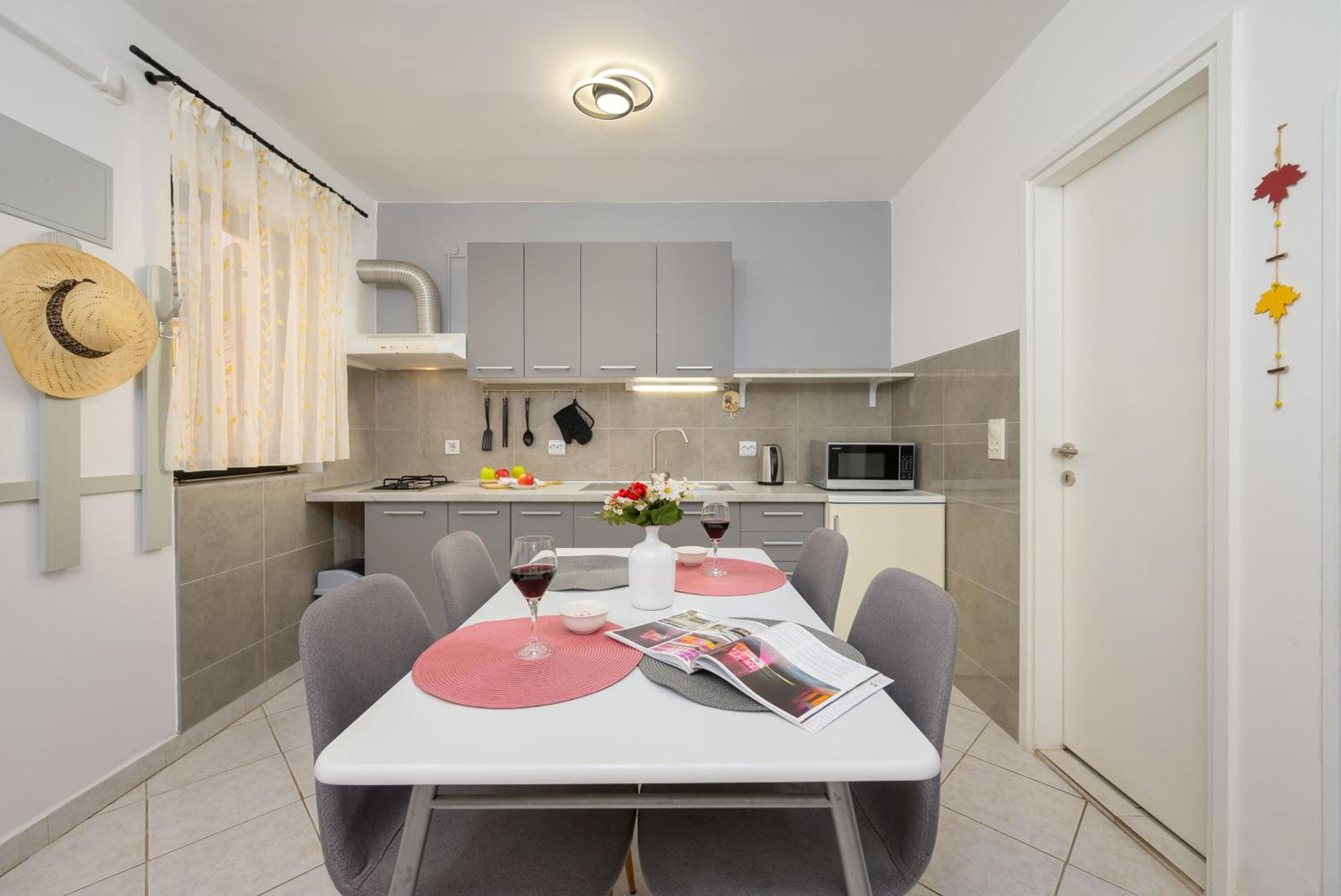Photo 38