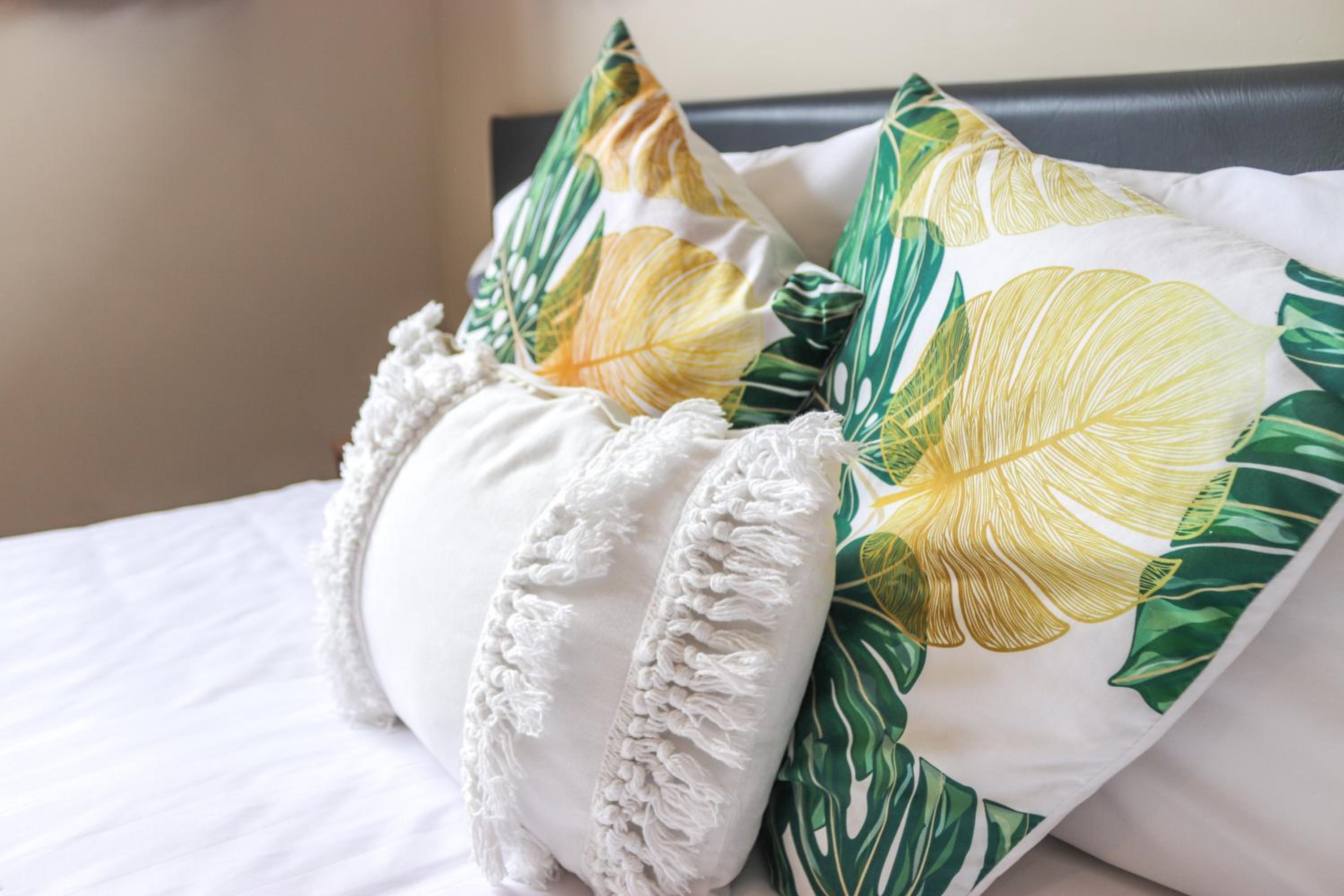 Coleraine Suites & Apartments